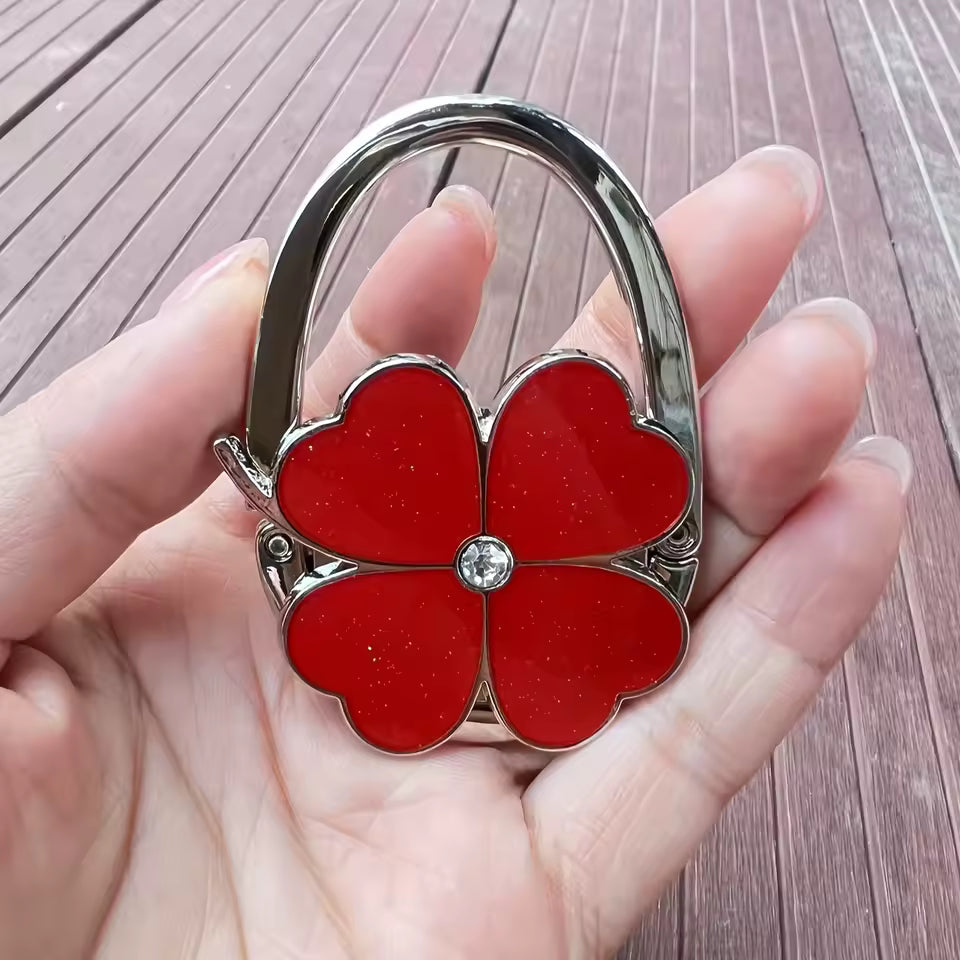 CloverGrip – Elegant Taske Krog med Firekløver Design