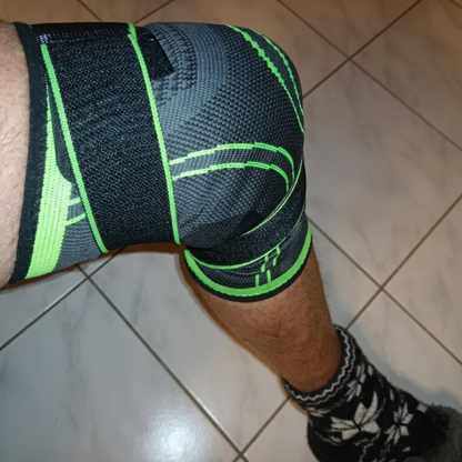 KnæFlex™ Komfortabel støtte til arbejde, sport og hverdag.