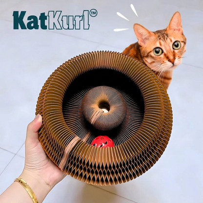 KatKurl™ 3-i-1 kattelegetøj med boldspor, kradsemåtte og hvileplads